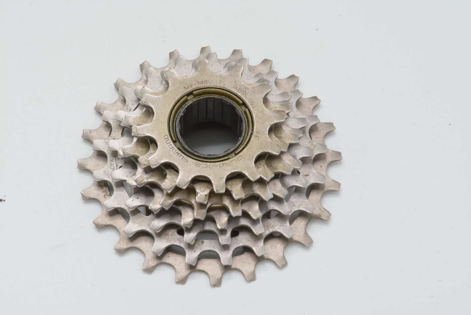 Shimano Dura-Ace MF-7400 7-fach Schraubkranz 12-24 Zähne