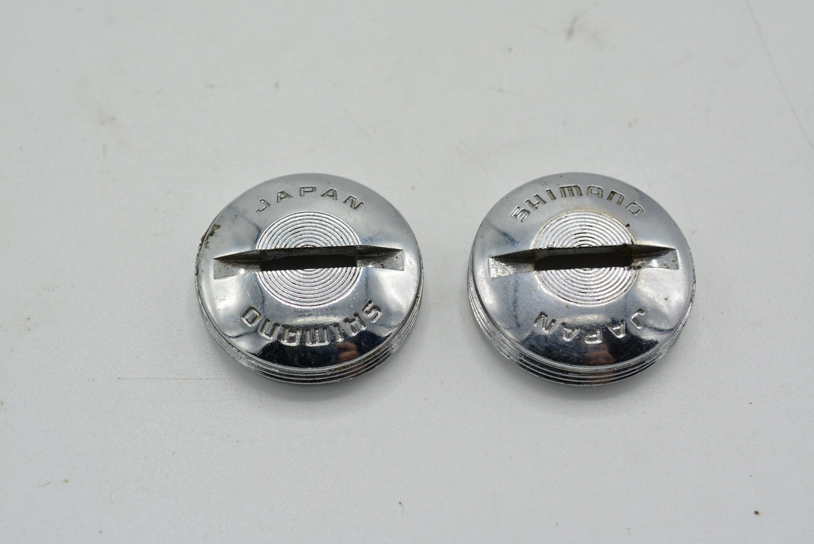 Shimano Japan Staubkappen für Kurbel Staubschutz Crank Dust Caps