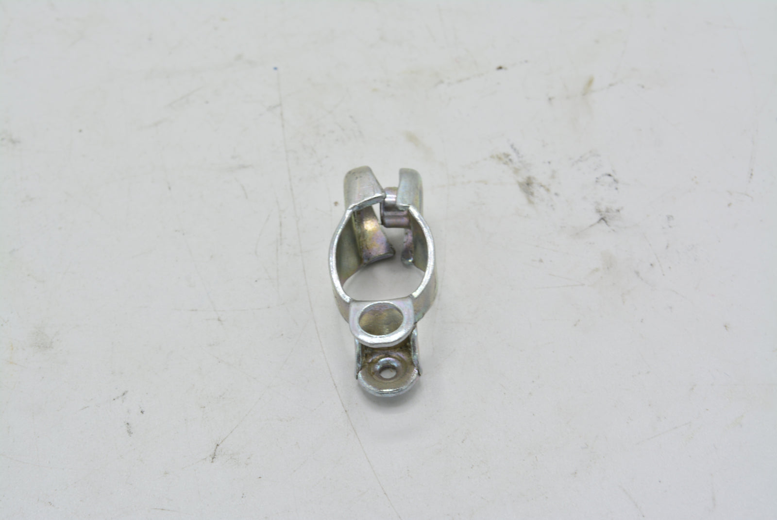 Shimano Gegenhalter für Kettenstrebe Zuganschlag Bowdenzug / Schaltzug