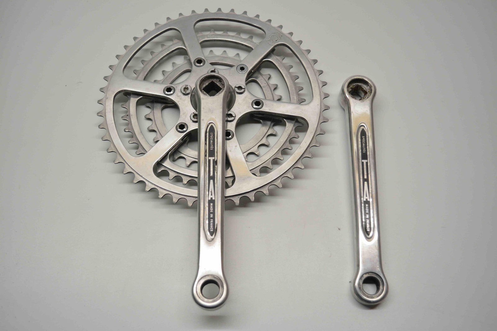 Spécialités TA Cyclotouriste Kurbelgarnitur 50 - 40 - 30 Zähne 172,5 mm