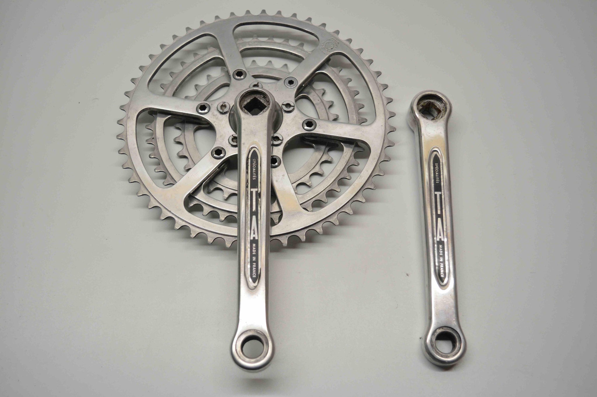 Plateau SPECIALITES TA Cyclotourist 42 Dents - Ref 1051 - NOS - Neuf