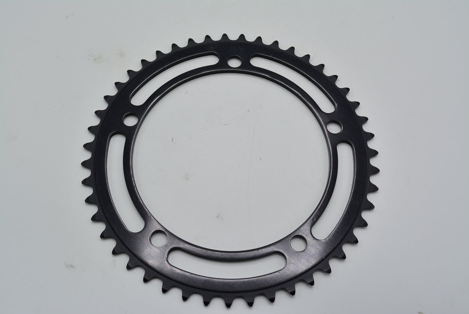 Sugino Mighty Competition Schwarz 47 Zahn 144mm Lochkreis NOS