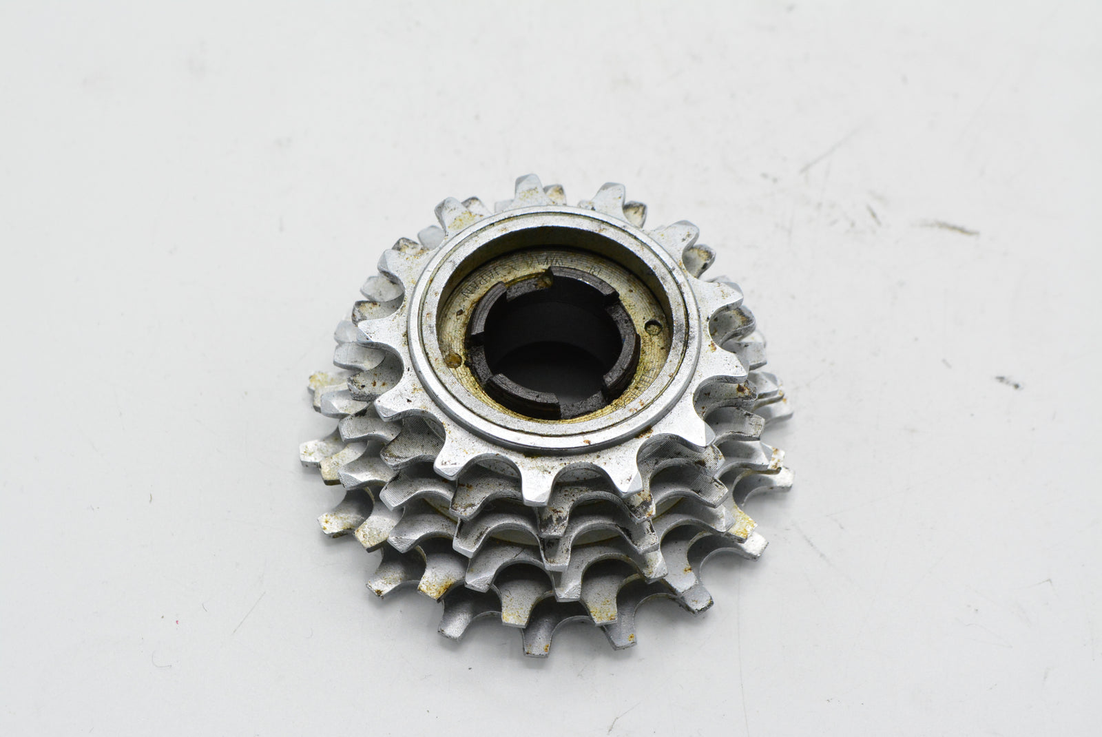 Suntour Winner Schraubkranz 13-18 Zahn