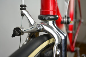 Vélo de Route Titane Rouge Shimano 105 57cm