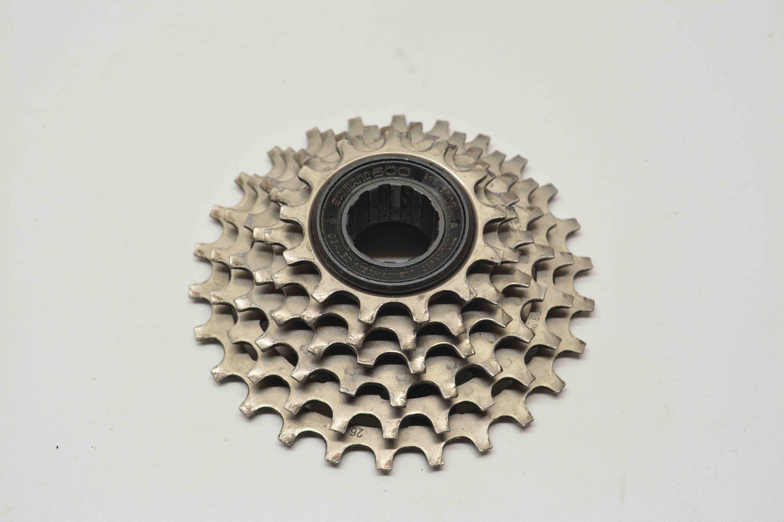 SHIMANO 600 MF-6208 Schraubkranz 6-Fach 13 - 26 Zähne